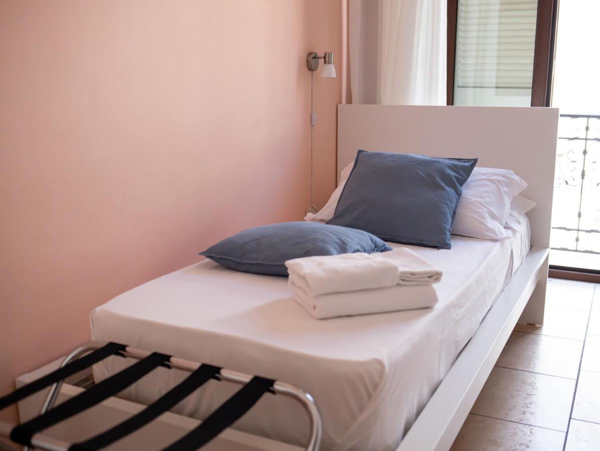 Vico 22 Rooms Napoli Kültér fotó